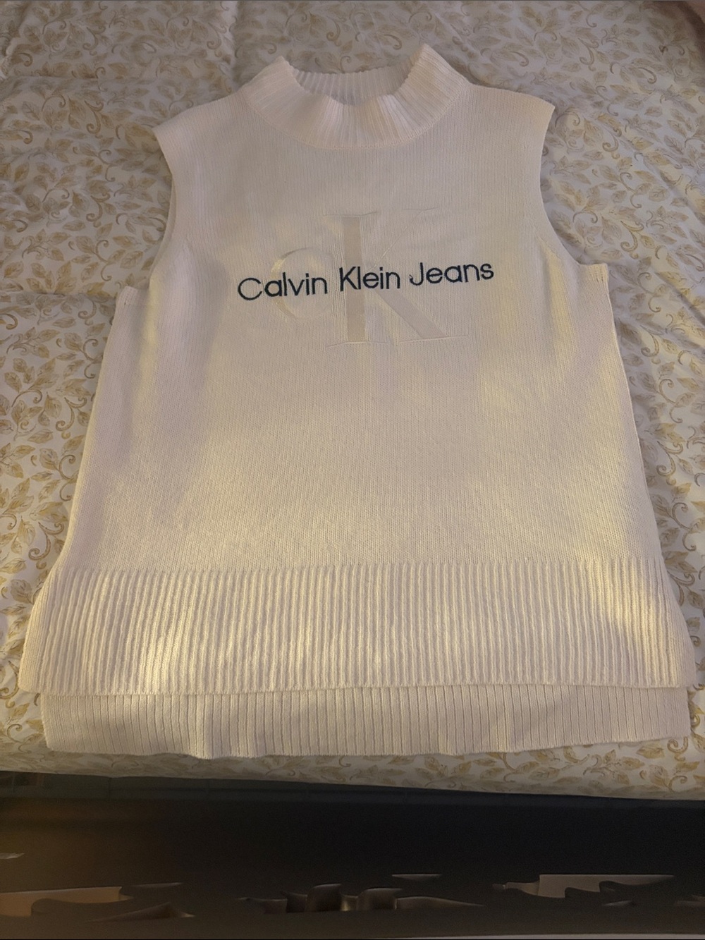 Calvin Klein Jeans Kids Cream Ribbed Mock Neck Sleeveless Top
